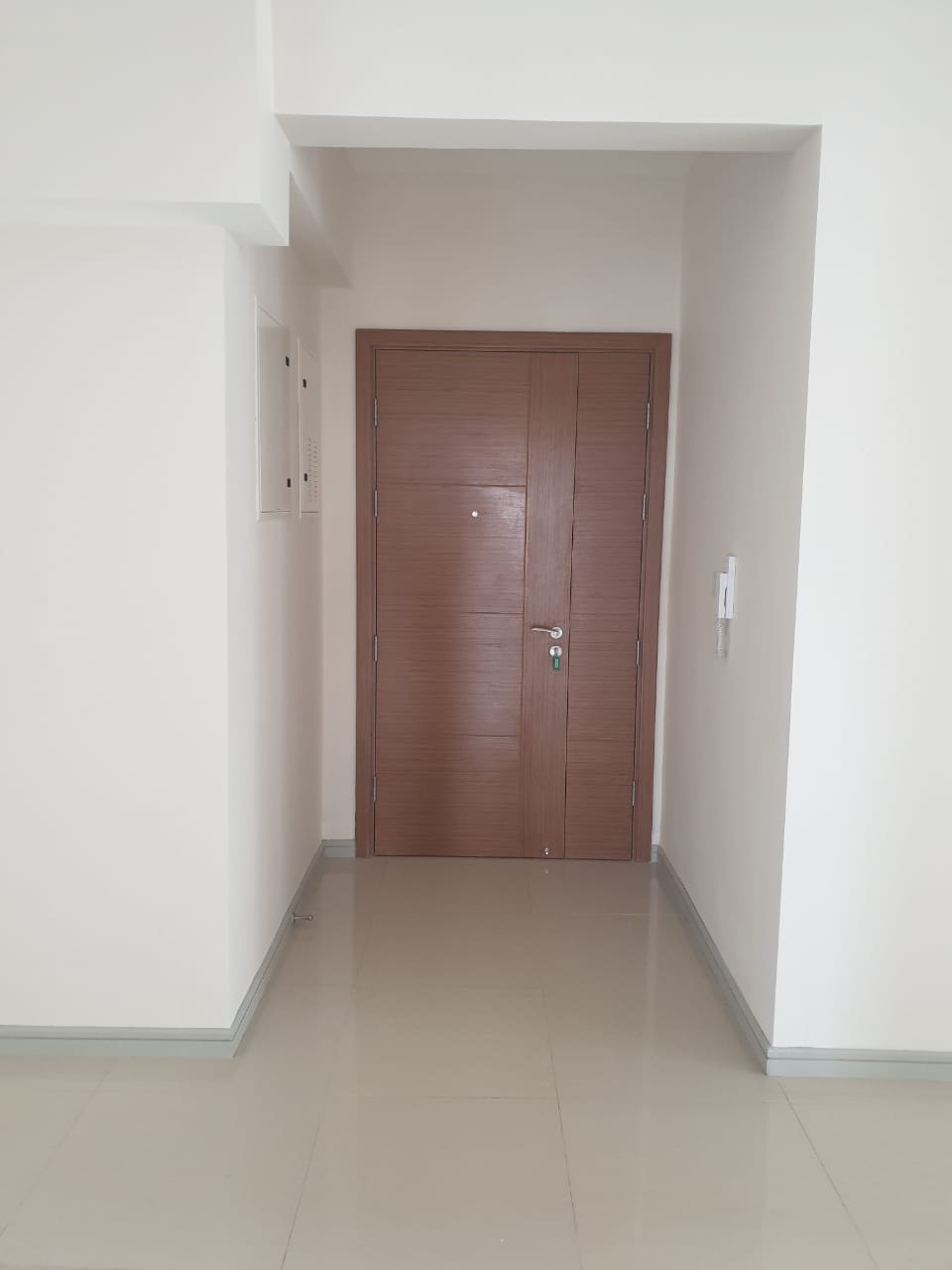 Apartment For Sale In Colombo 5